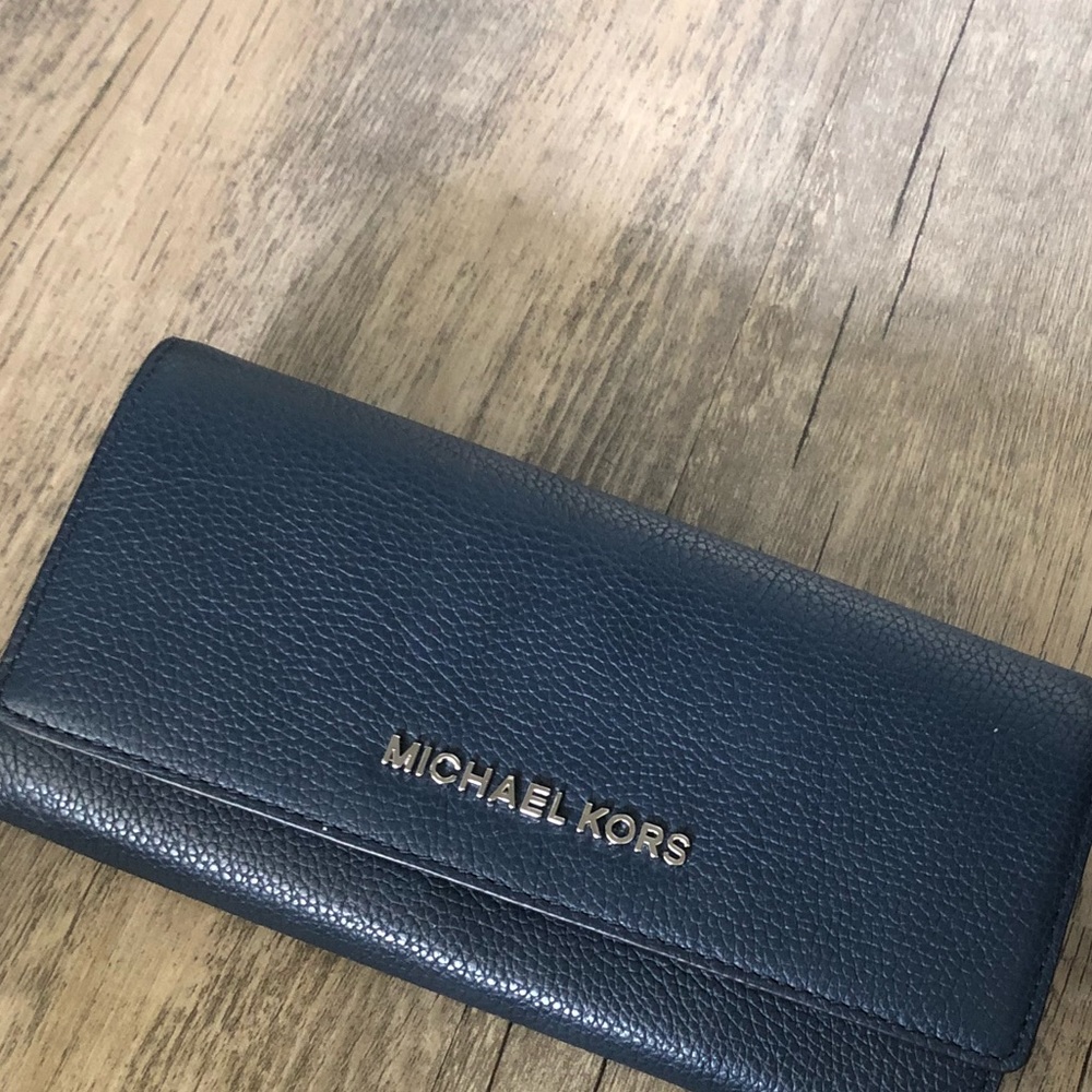 Michael Kors Wallet brand new with tag